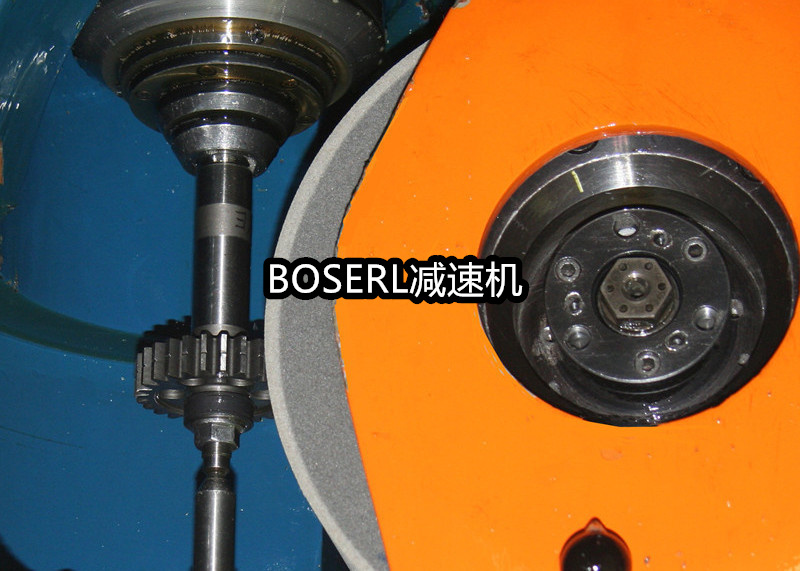 1666690160970331.jpg 齒輪減速電機一體機